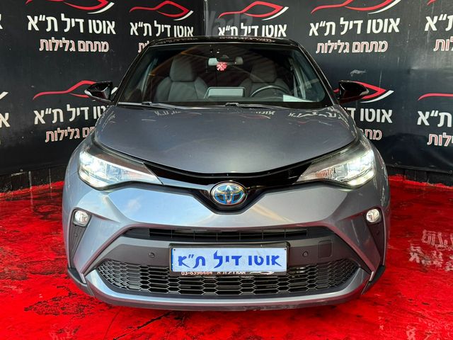 מודעת רכב טויוטה C-HR