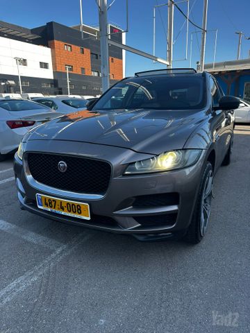 מודעת רכב יגואר F-Pace