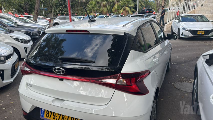 יונדאי i20