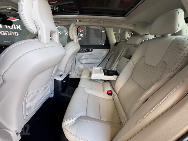 וולוו XC60