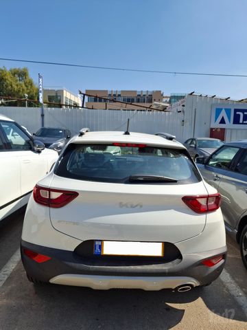 קיה סטוניק