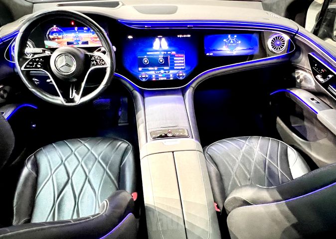 מרצדס-בנץ EQS SUV