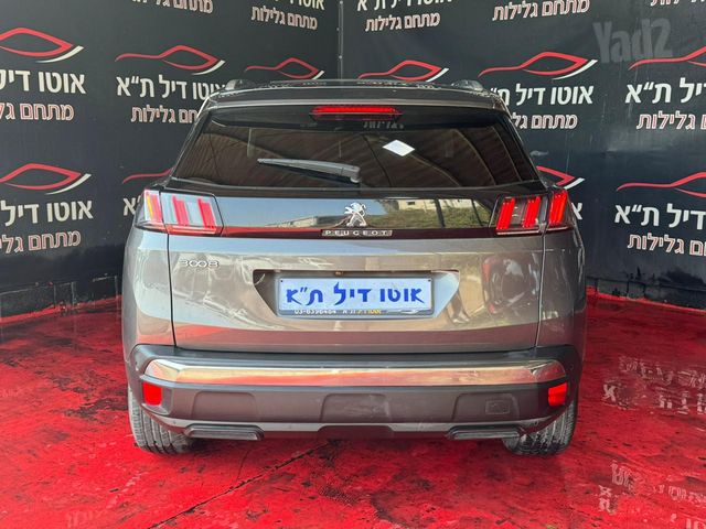 פיג'ו 3008