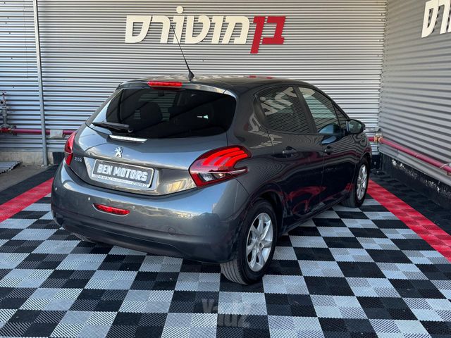 פיג'ו 208