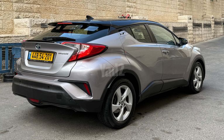טויוטה C-HR