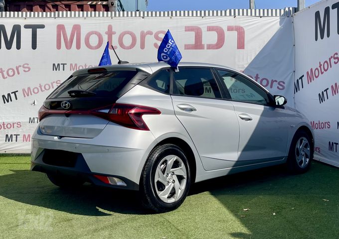 יונדאי i20