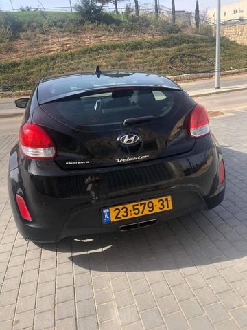 יונדאי ולוסטר