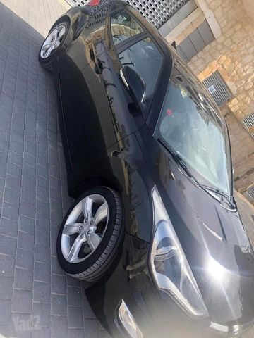 מודעת רכב יונדאי ולוסטר