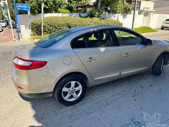 רנו פלואנס
