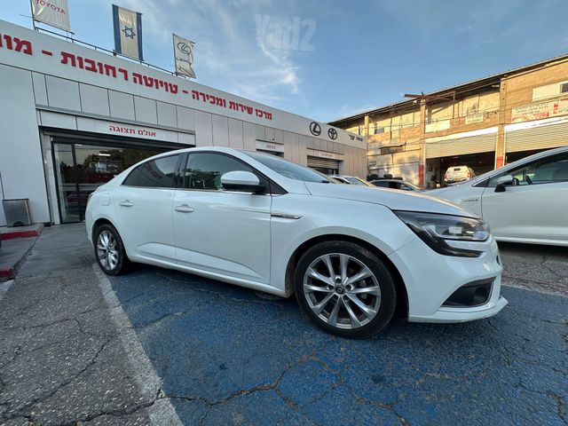 רנו מגאן