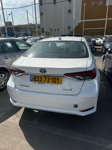 טויוטה קורולה