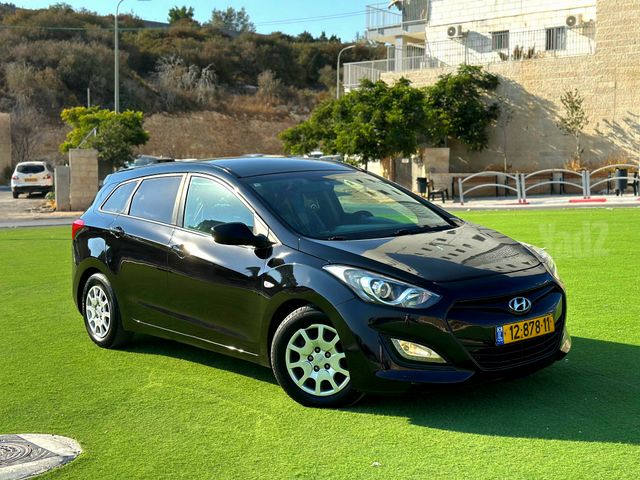 יונדאי i30