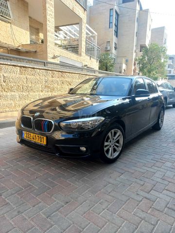 מודעת רכב ב מ וו סדרה 1