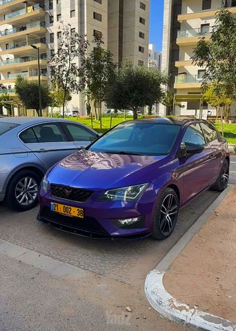מודעת רכב סיאט לאון