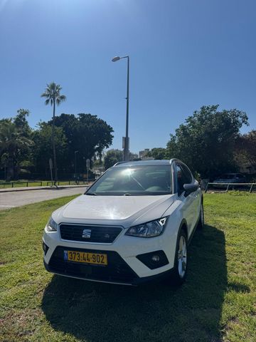 מודעת רכב סיאט ארונה