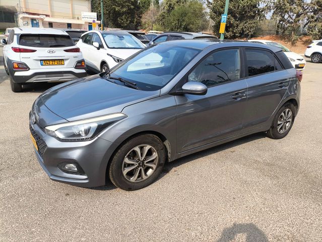 יונדאי i20