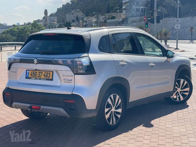 סוזוקי S-Cross