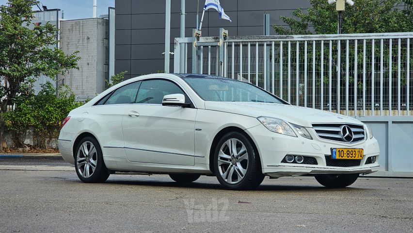 מודעת רכב מרצדס-בנץ E-class