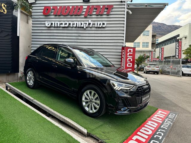 אאודי Q3
