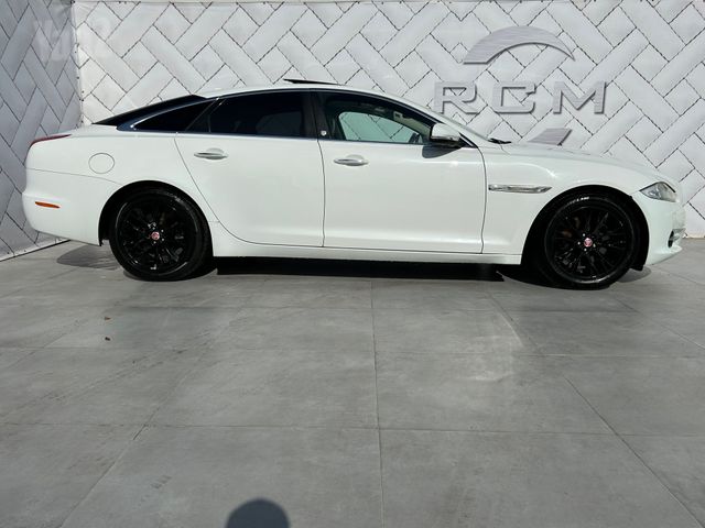 יגואר XJ