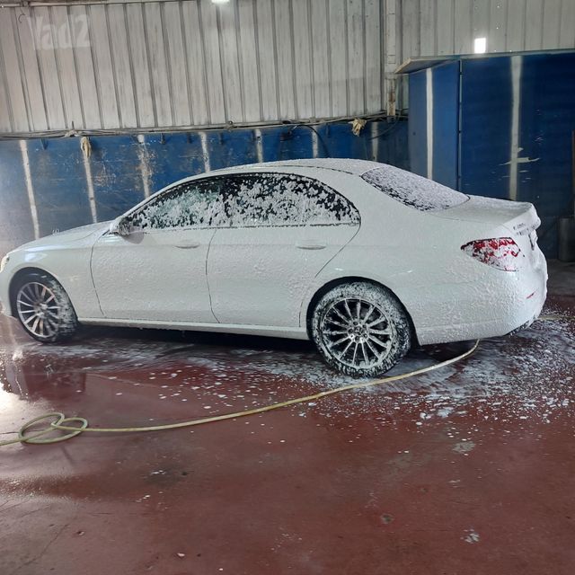 מודעת רכב מרצדס-בנץ E-class