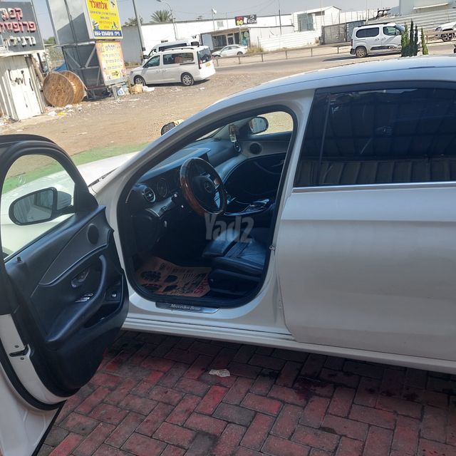 מרצדס-בנץ E-class