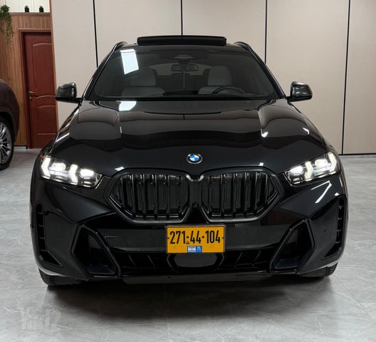 ב מ וו X6