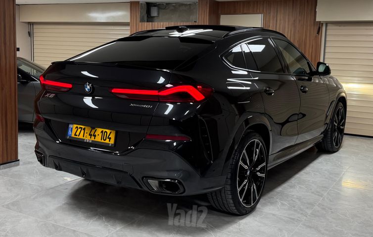 ב מ וו X6