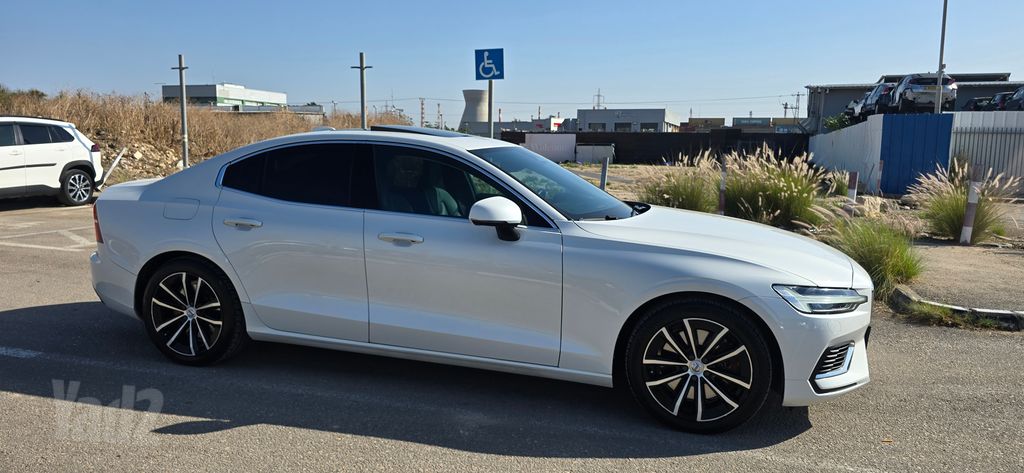 וולוו S60