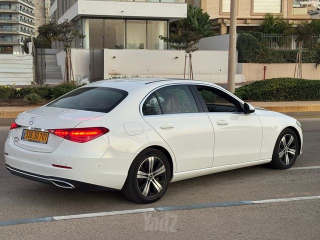 מודעת רכב מרצדס-בנץ C-class