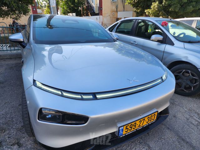 מודעת רכב אקספנג P7