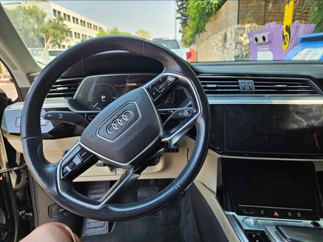 אאודי E-tron