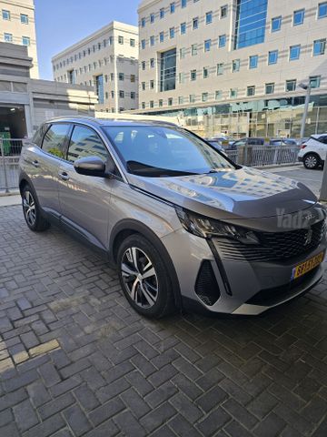 פיג'ו 3008