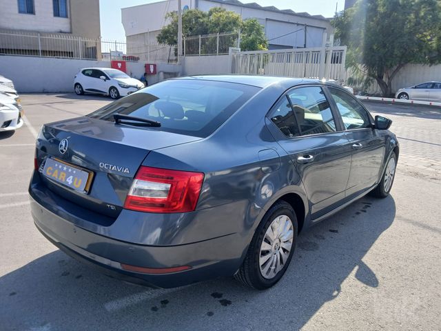 סקודה אוקטביה