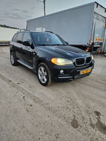 ב מ וו X5