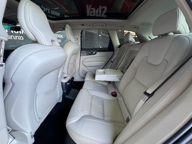 וולוו XC60