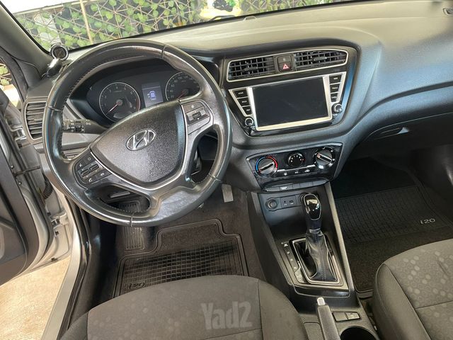 יונדאי i20