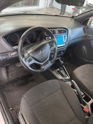 יונדאי i20