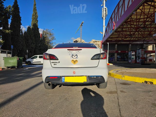 מאזדה 3
