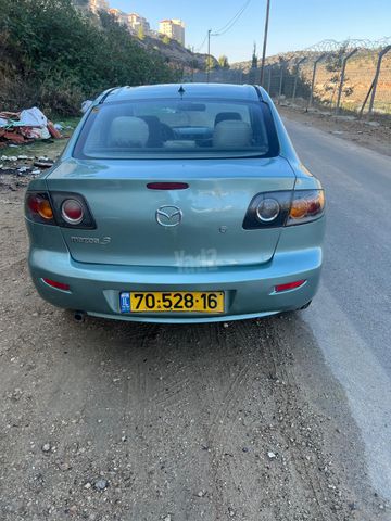 מודעת רכב מאזדה 3