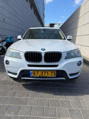 ב מ וו X3