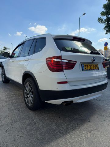 ב מ וו X3