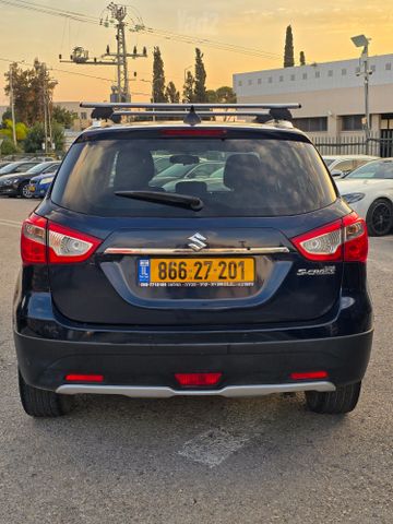 סוזוקי קרוסאובר