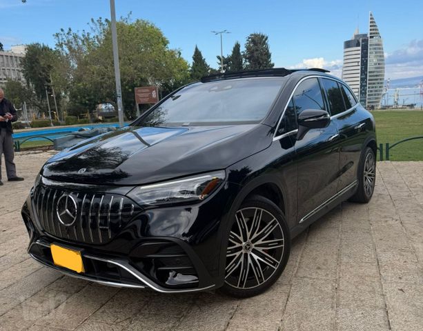 מרצדס-בנץ EQE SUV