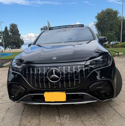 מרצדס-בנץ EQE SUV