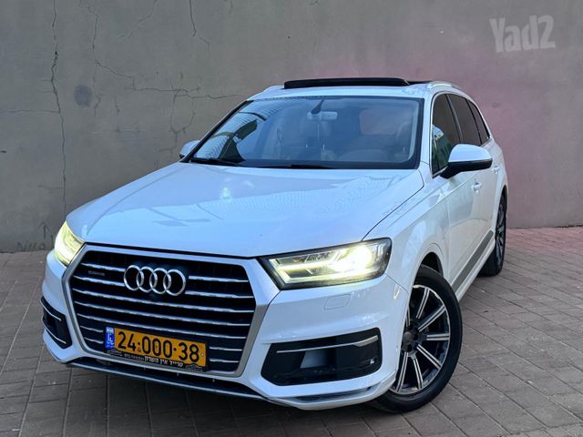 אאודי Q7