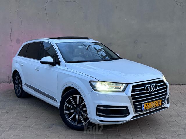 אאודי Q7