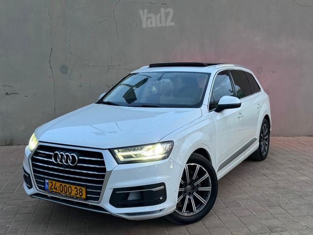 אאודי Q7