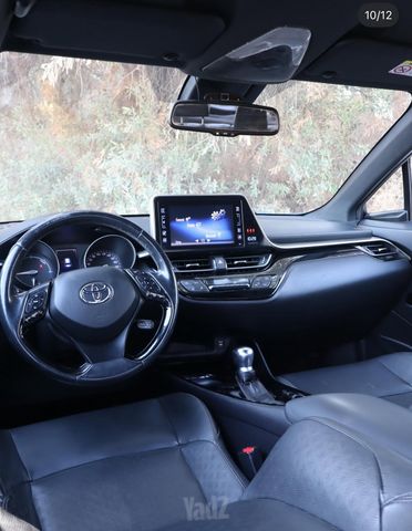 טויוטה C-HR