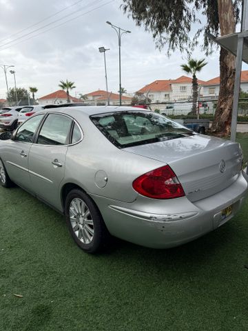 ביואיק לה-קרוס
